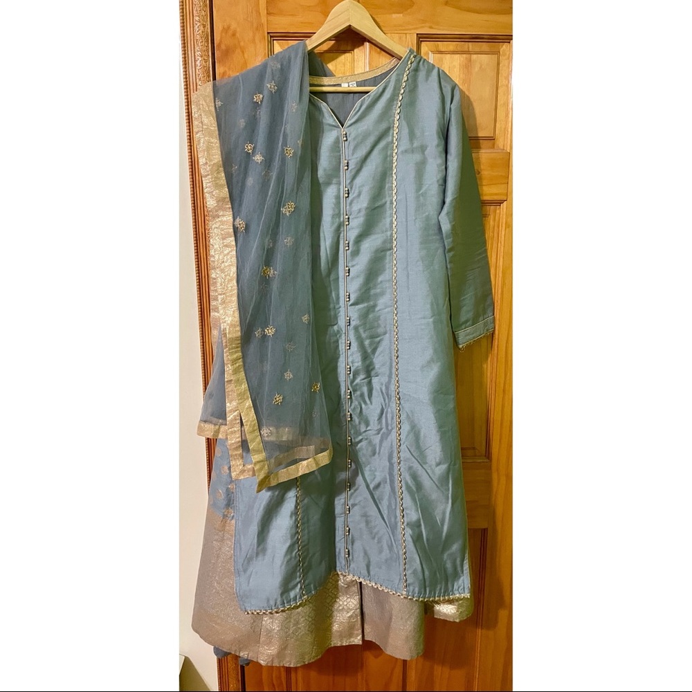 Blue Grey and Gold Embroidered Salwar Kameez